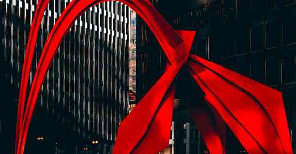 少数据对比大数据