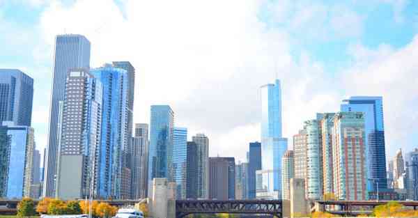 便宜的人工智能机器，便宜的人工智能机器人