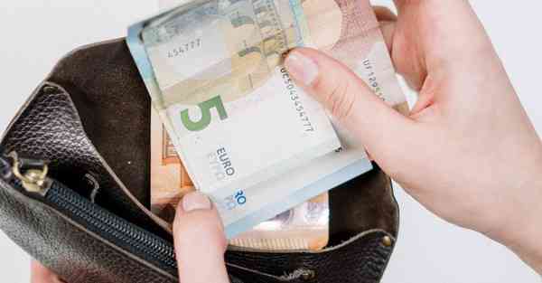 CWE智能抄币机器人：引领抄币行业的革命