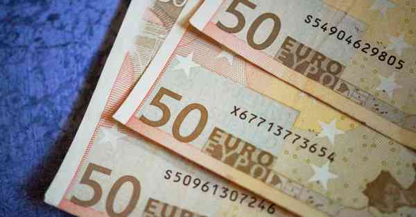 机器人智能包袋制造