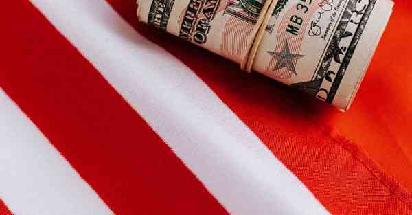 少数据对比大数据